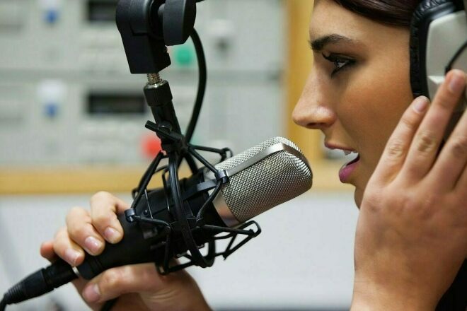 Как актёру работать с собственным голосом и почему голосовая свобода важнее красивого тембра