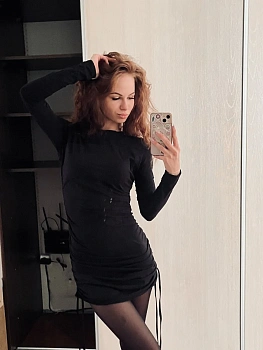 Полина Лашманова