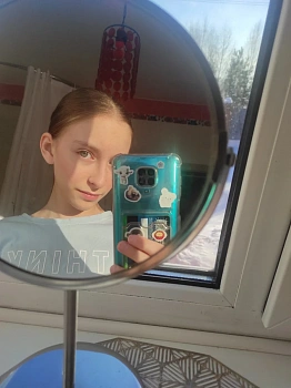 Шеломенцева Дана