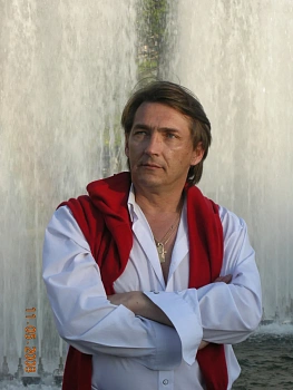 Александр Любимов