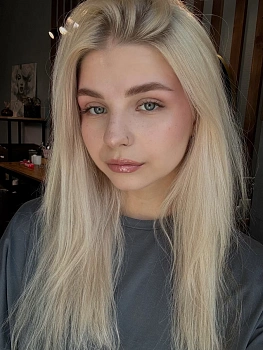 Суханова Ксения