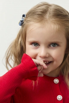 Неудахина София