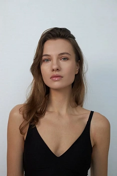 Полина Кова