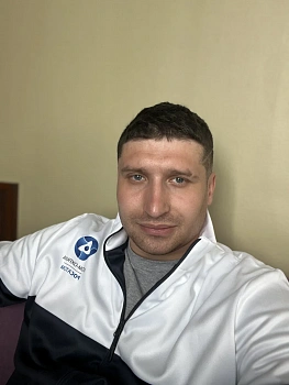 Гусельников Андрей