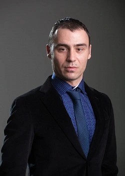 Александар Якшич