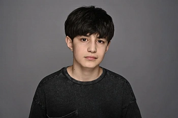 Хилол Азимов 