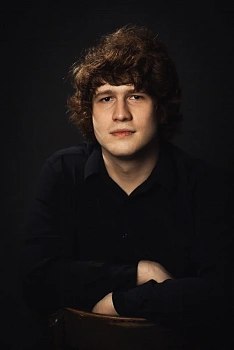 Рыбаков Роберь-Борис