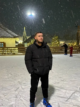 Мельников Роман 