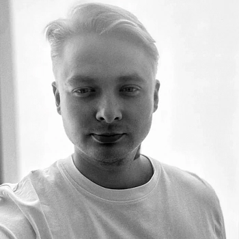 Власов Роман