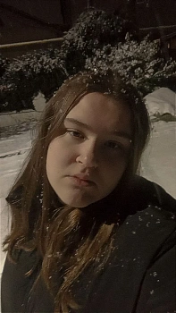 Назаревич София 