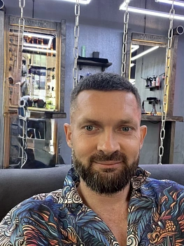 Дмитрий Колёнов