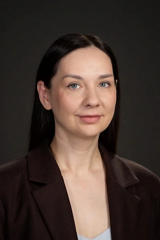 Ро́ман Анастасия 