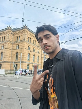 Ферештиан Ник 