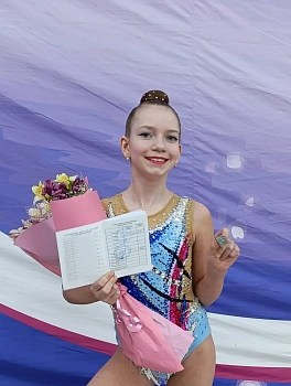 Мельтонян Анастасия