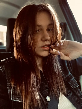 Попова Юлия Олеговна