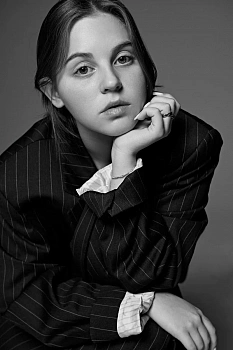 Анна  Анатольевна Интява