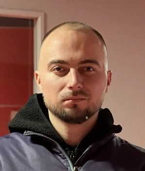 Корниенко Денис