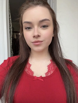 Акопян Карина