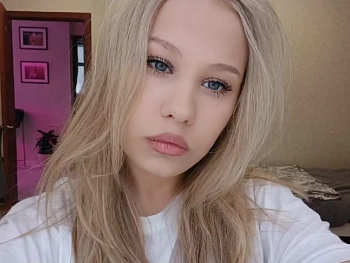 Николаева Кира