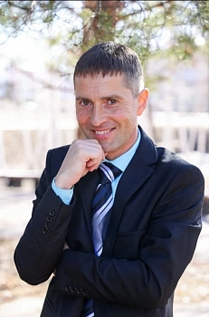 Михайлов Олег