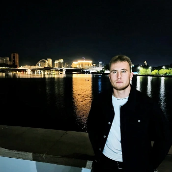 Островский Эдуард
