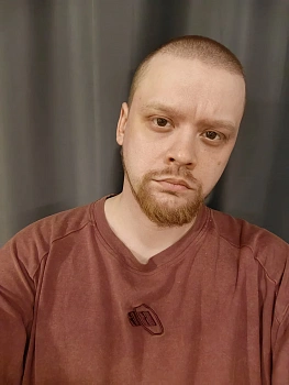 Лебедев Роман 