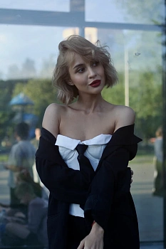Устинова Алиса