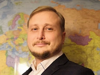 DENIS ZAKHAROV
